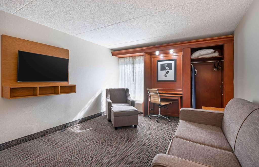 Mainstay Suites Springfield Il Room photo
